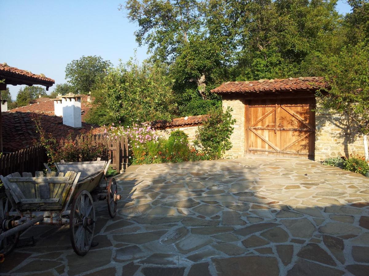 кьща за гости Свети Никола Hotel Жеравна Екстериор снимка